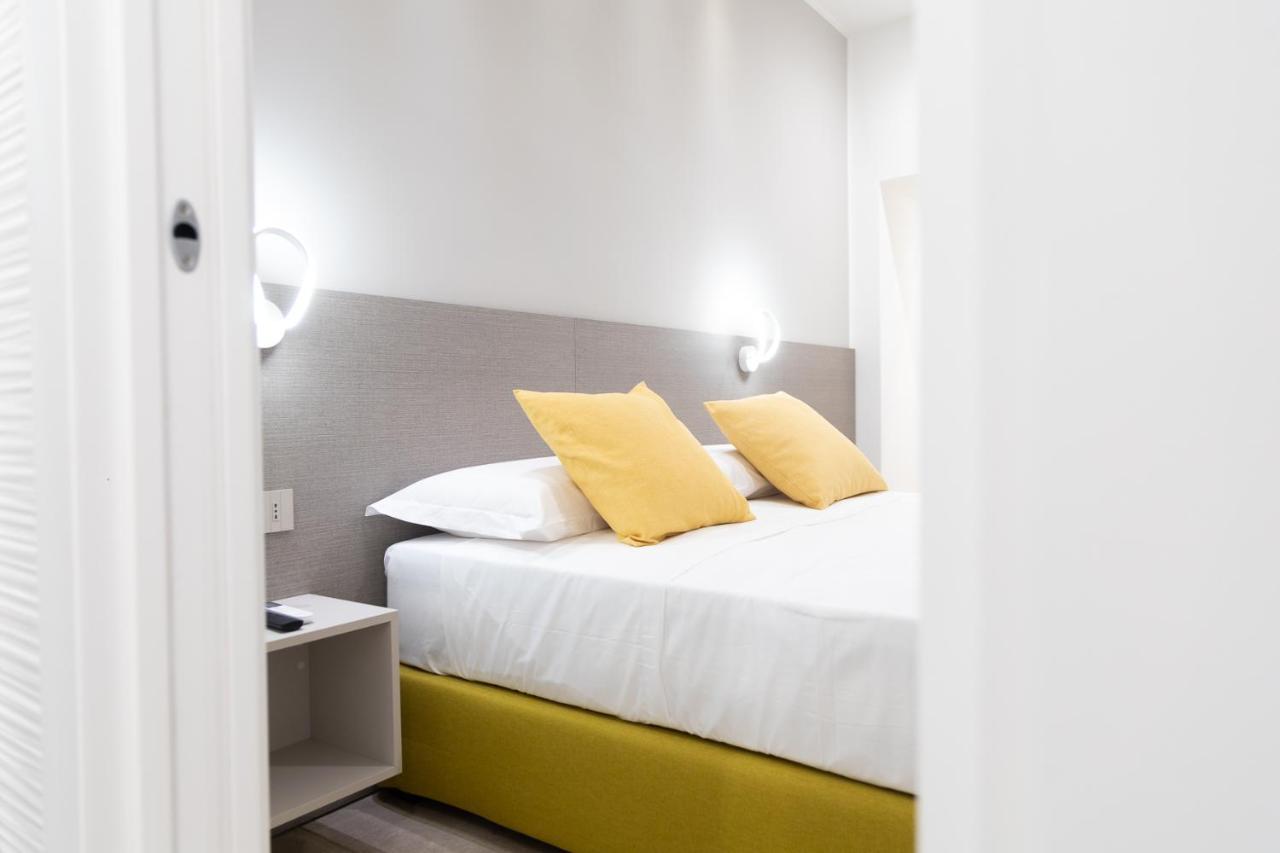 Civico 237 Bed & Breakfast เนเปิลส์ ภายนอก รูปภาพ